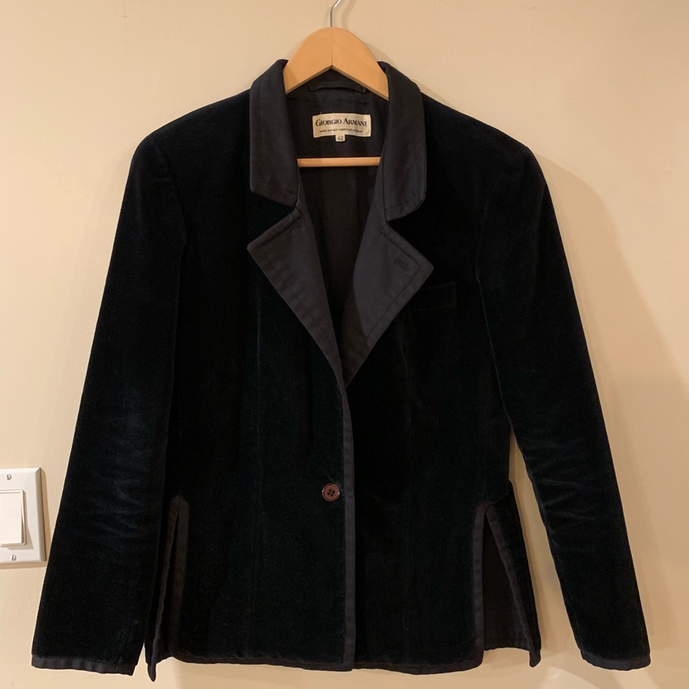 SOLD **Vintage Giorgio Armani Black Blazer Jacket